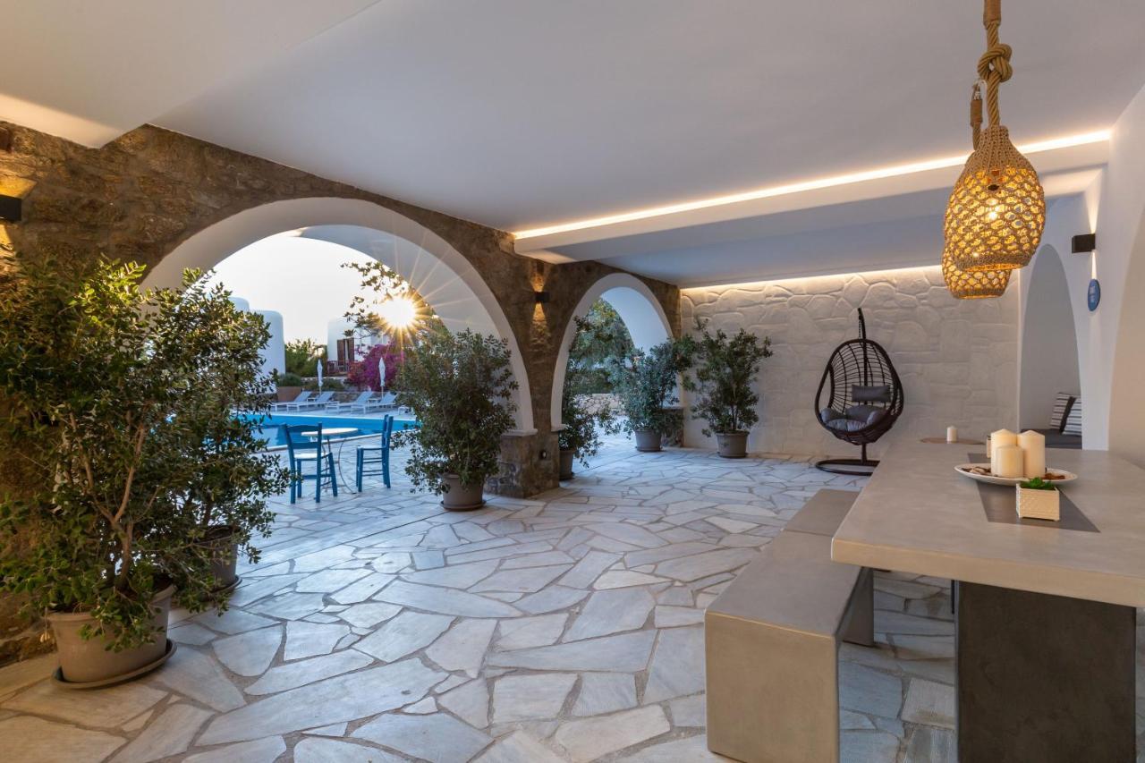 Callisti Mykonos Town With Pool View And Calypso Upper Floor With Sea View Exterior foto