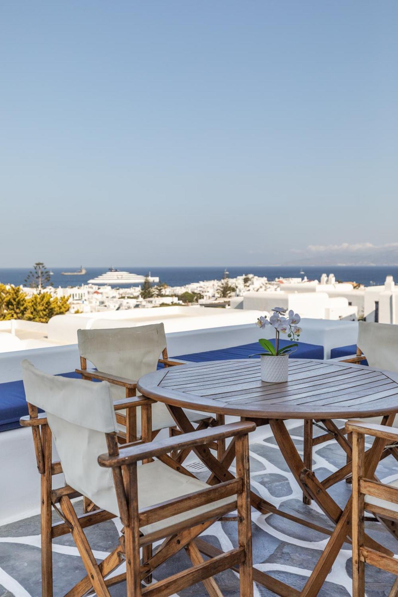 Callisti Mykonos Town With Pool View And Calypso Upper Floor With Sea View Exterior foto