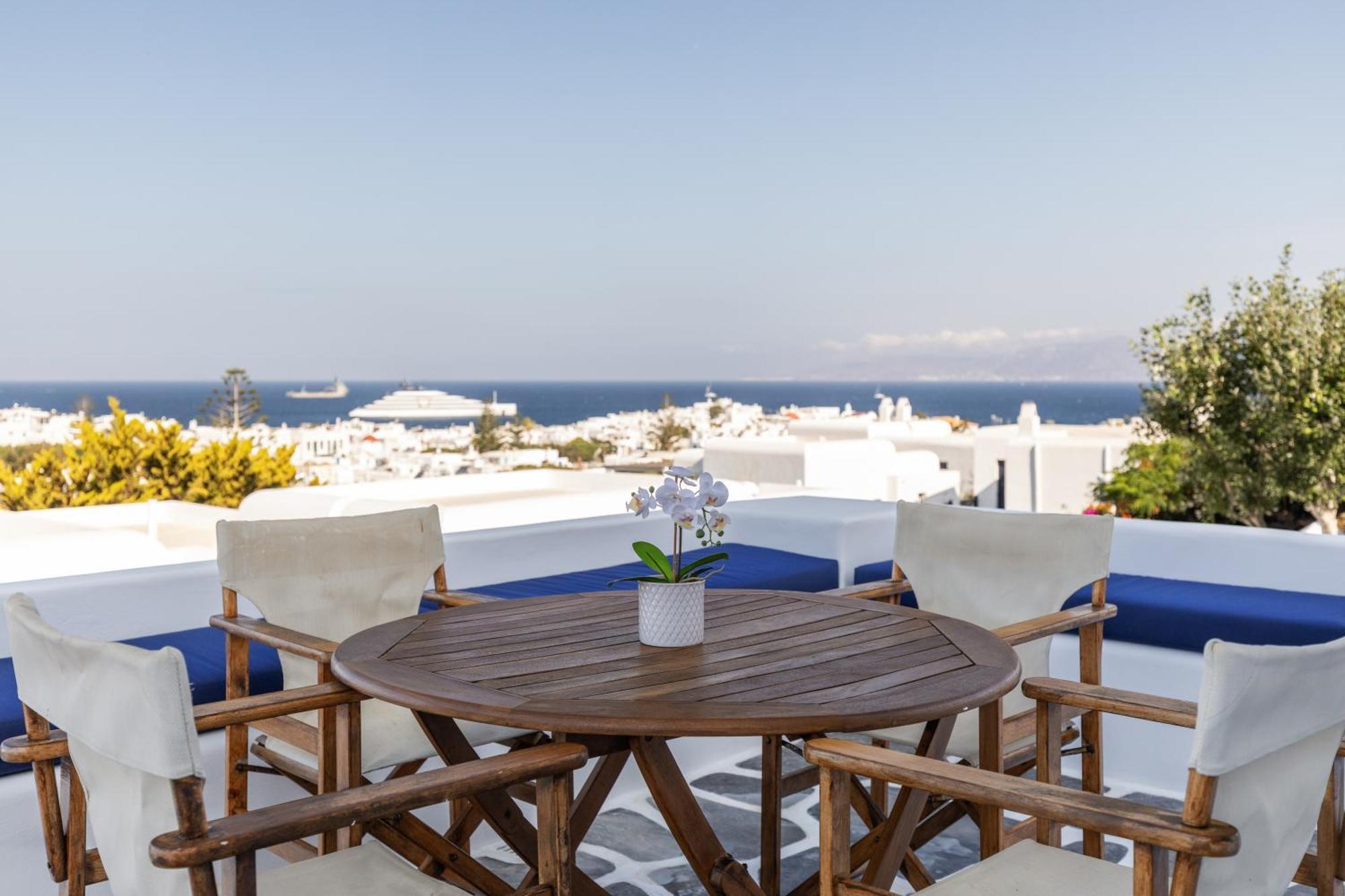 Callisti Mykonos Town With Pool View And Calypso Upper Floor With Sea View Exterior foto